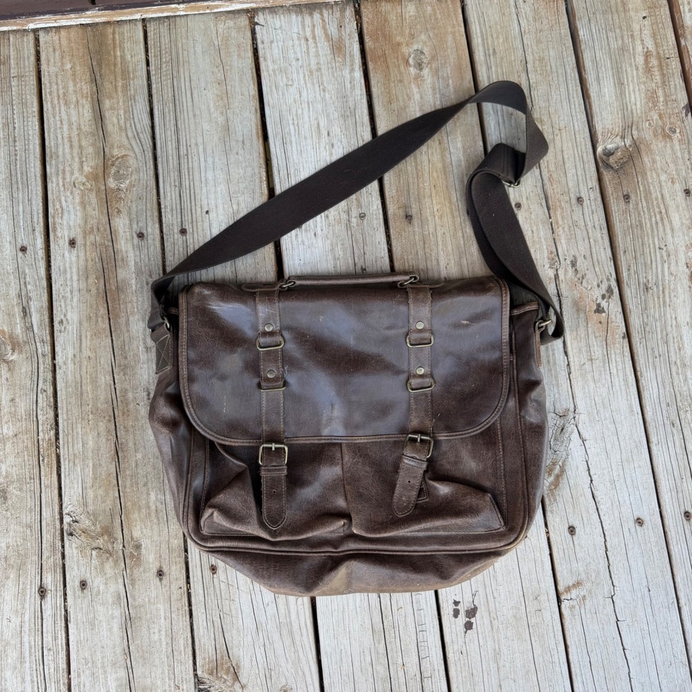 Vintage GAP Dark Brown Distressed Faux Leather Messenger Bag Laptop Briefcase